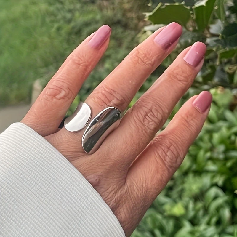 Boho-Chic Adjustable Silvery Statement Ring - Geometric Open Design for Women, Thick Silver Ring, Perfect for Daily Wear, Special Occasions, Birthday & Mother’s Day Gift for Her