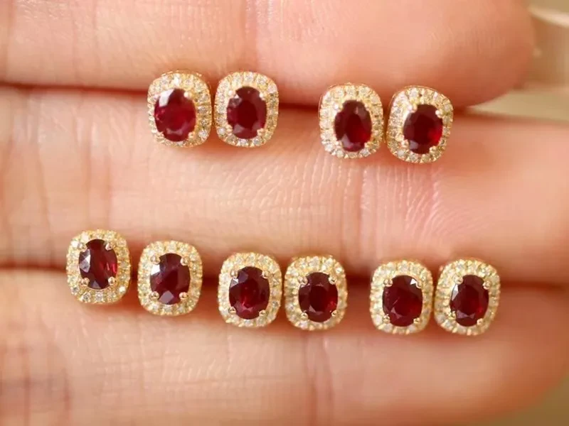 Pendientes de oro auténtico con diamantes y rubíes naturales, color rojo sangre de paloma