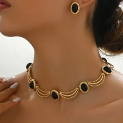 Vintage Style Black Oval Statement Necklace and Earrings Set