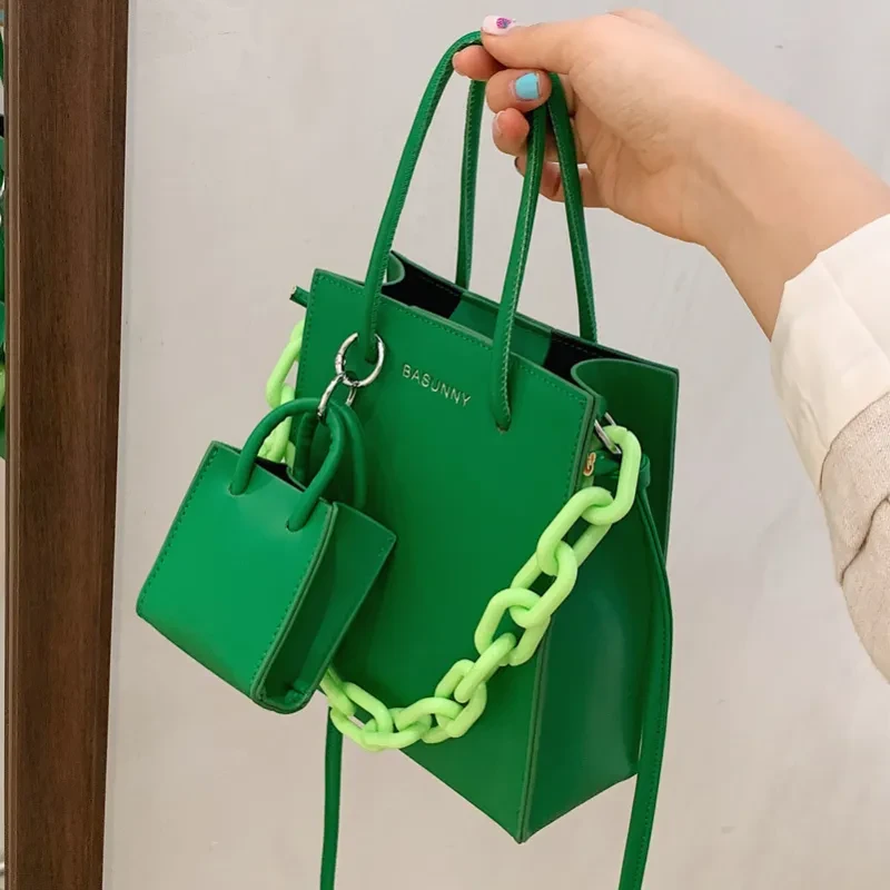 Simple Large-Capacity Thick Chain Shoulder Bag