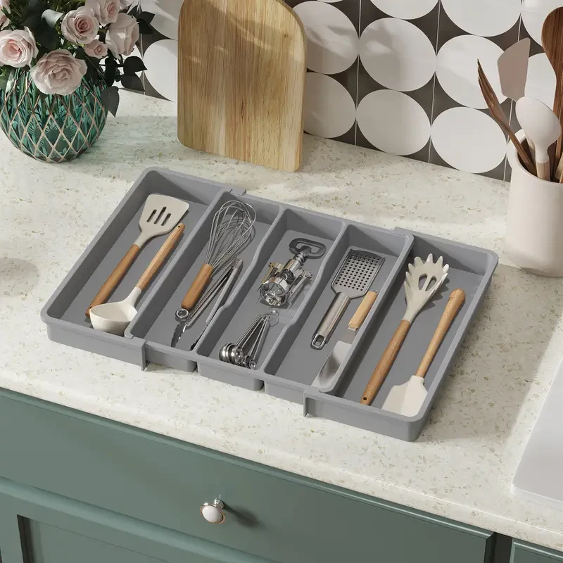 Expandable Utensil Organizer for Kitchen Drawers - Adjustable Cutlery and Silverware Holder