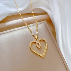 Women's Titanium Steel Heart Pendant Necklace - Elegant All-Match Clavicle Chain