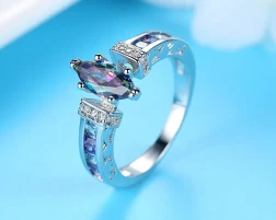 Horse eye colorful ring