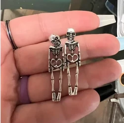 Halloween Earrings Skull Simulation