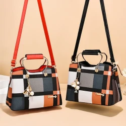 Women's Colorblock Plaid Pattern Pendant Decor Shoulder Bag