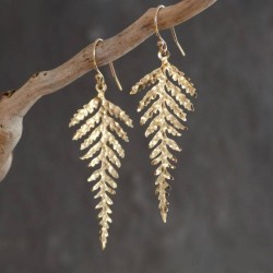 Women's Simple Leaf-shaped Earring