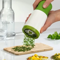 Multi-Use Spice and Seasoning Grinder