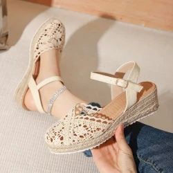 Women's Solid Color Elegant Sandals.