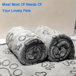 Comfy Puppy Blanket with Cute Paw Prints -