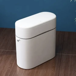 Household garbage can with cover