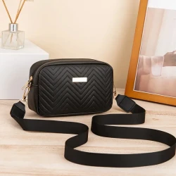 Elegant Quilted Crossbody Bag