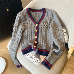 V-collar Contrast Color Knitted Cardigan Waist Slimming Cable-knit Sweater