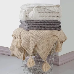 Multifunctional wool blanket