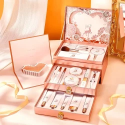 20pcs True Love Deer Gift Set: Nude Orange Lipstick, Ivory BB Cream & Concealer, 9-Color Eyeshadow Palette, Liquid Eyeliner Pen, Dual-Ended Brow Pencil, Mascara, Makeup Brushes (4), Prep Serum, Hand & Lip Balm, Sleep Mask with HD Mirror, Heart Greeting Ca