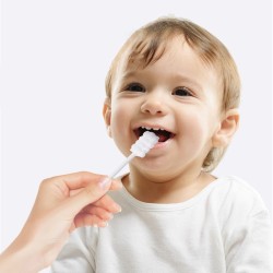 Baby oral cleaning swab