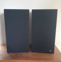 B&W DM110 - Excellent All Round Speakers made in Great Britain