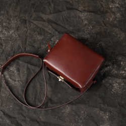 Square Box Bag Retro Leather Female Bag Messenger Bag