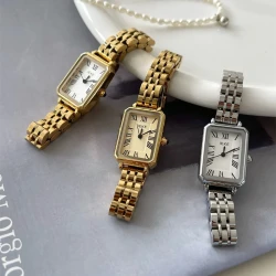 Steel Belt Retro Small Dial Simple Women’s Quartz Watch