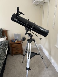 Saxon 1309-EQ2 Velocity Reflector Telescope with Motor Drive - never used