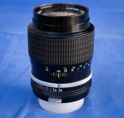 Nikon 135mm f/3.5 Classic lens