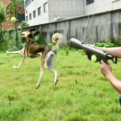 Tennis shooting gun to send tennis pets