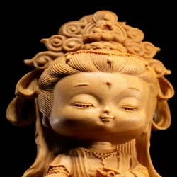 Boxwood carving of Guanyin Buddha statue