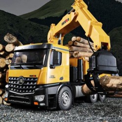 HUINA 1575 1:14 Remote Control Timber Grab Truck, 2.4GHZ.