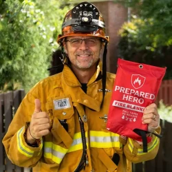 Fire Blanket - Rapidly Extinguish Small Fires